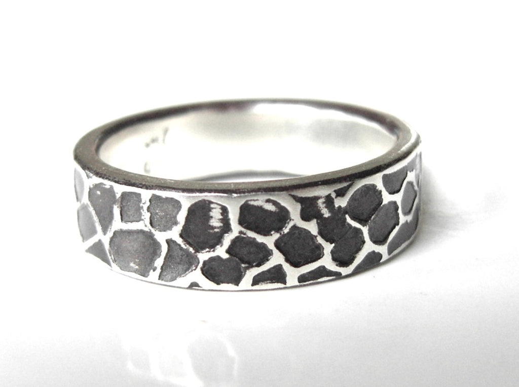 Giraffe ring in handcrafted in recycled sterling silver with your choice of oxidized or non-oxidized finish