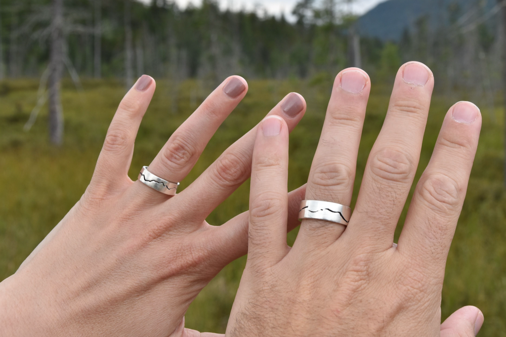 Couples mountain ring set in sterling silver