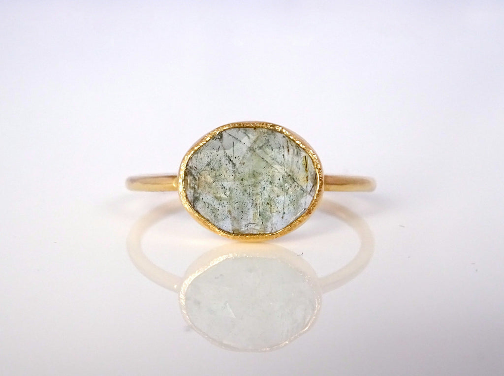 Moss Aquamarine oval gemstone stacker in recycled 14k yellow gold