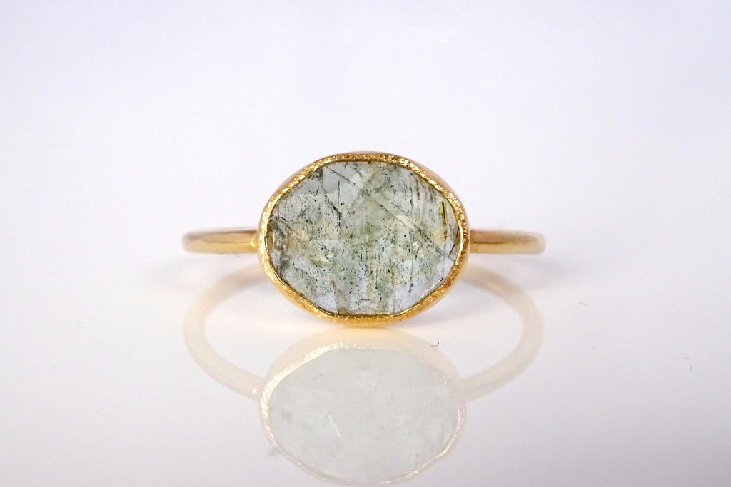 Moss Aquamarine oval gemstone stacker in recycled 14k yellow gold